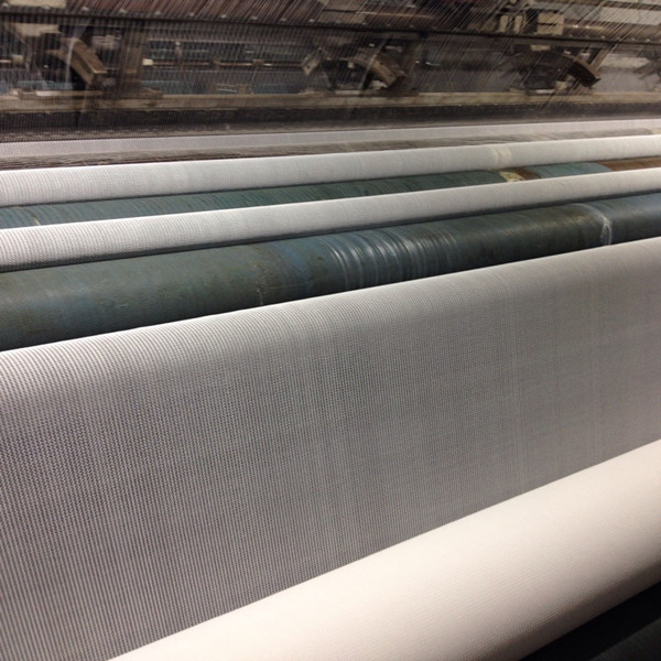 Разница между различными цветами тени.